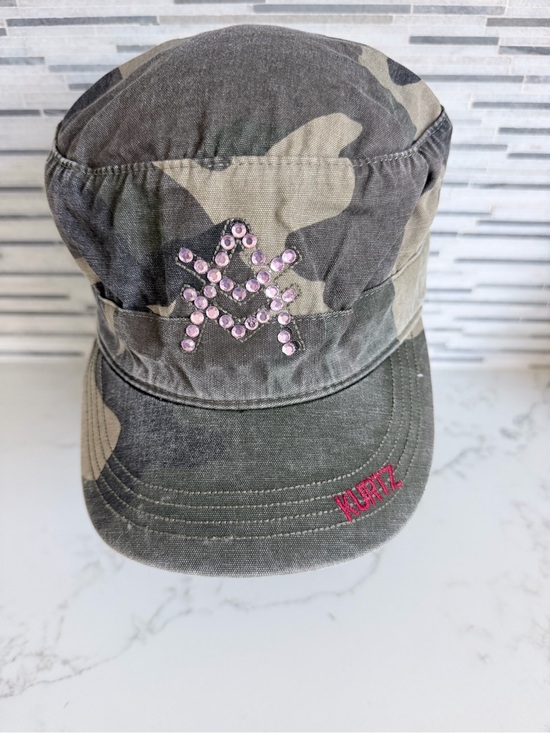 Accessories - Vintage Kurtz Camo Cap with Pink Rhinestone Logo size 7